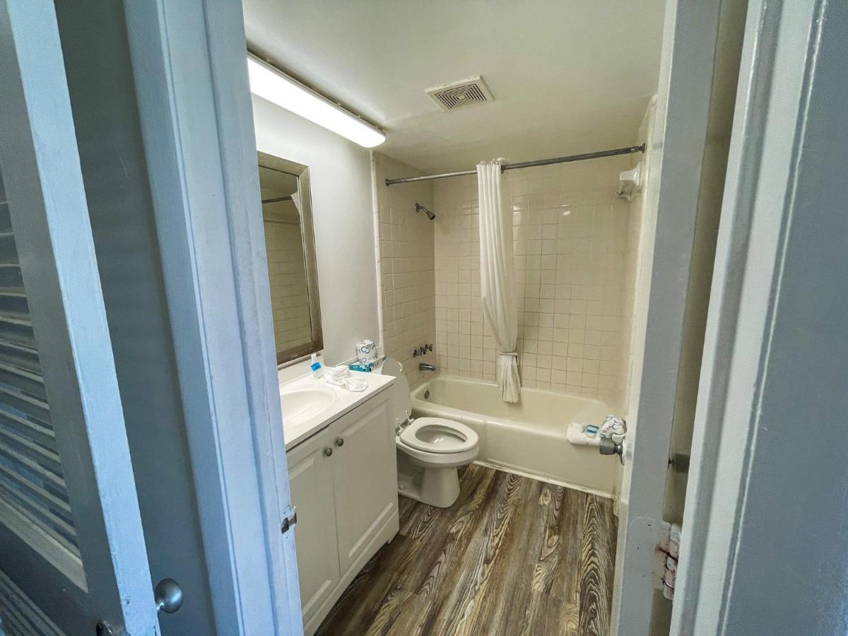 Oceanfront Viking Motel Myrtle Beach Zewnętrze zdjęcie